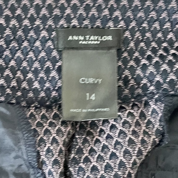 Ann Taylor Patterned Slacks - Picture 4 of 7